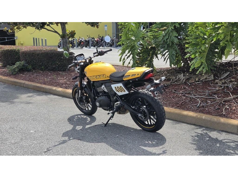 2026 Triumph Tracker 400 Racing Yellow