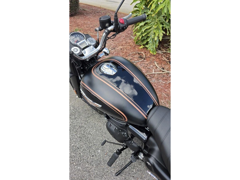 2027 Royal Enfield Bullet 350 Black Gold