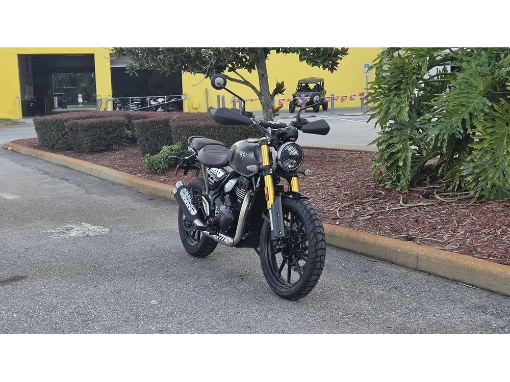 2027 Triumph Scrambler 400 X Matte Pewtergrey/matte Khaki Green