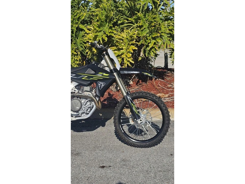 2026 Triumph Tf 450-x Jet Black/pure White