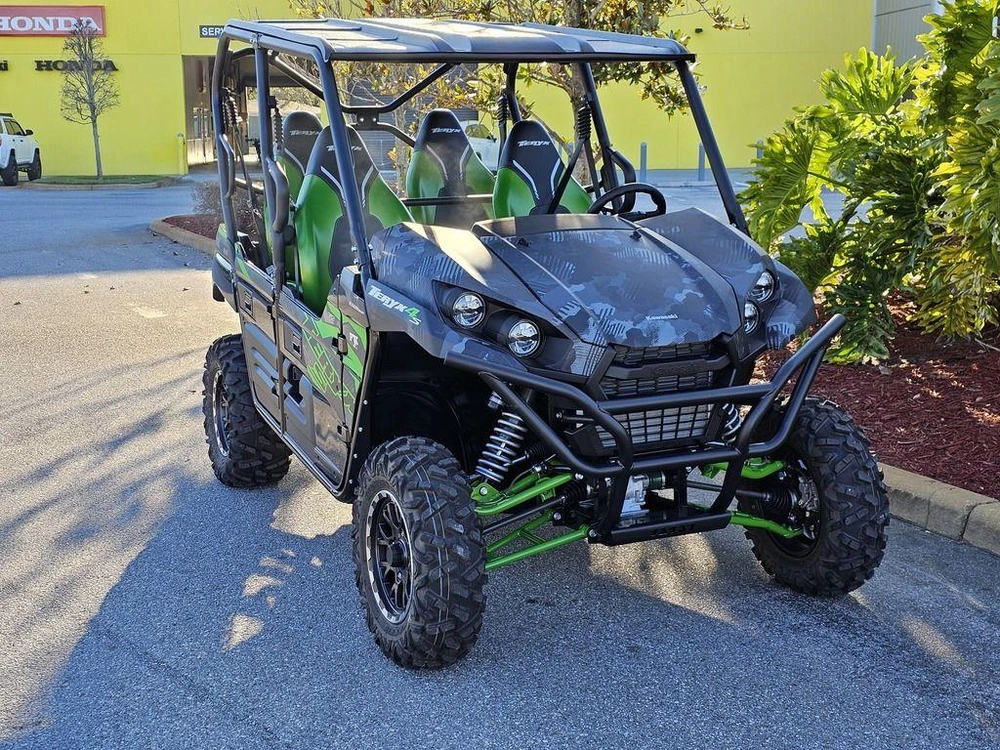 2025 Kawasaki Teryx4™ S Le Cypher Camo Gray