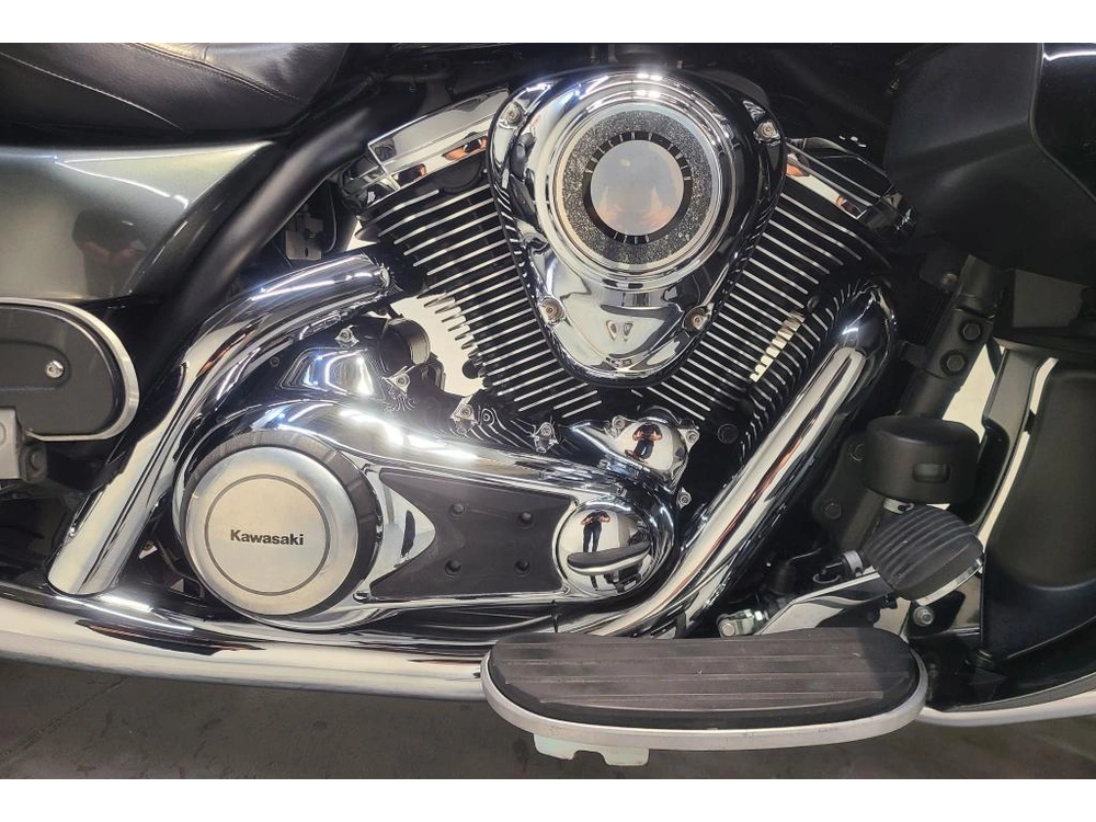 2011 Kawasaki Voyager 1700 alt