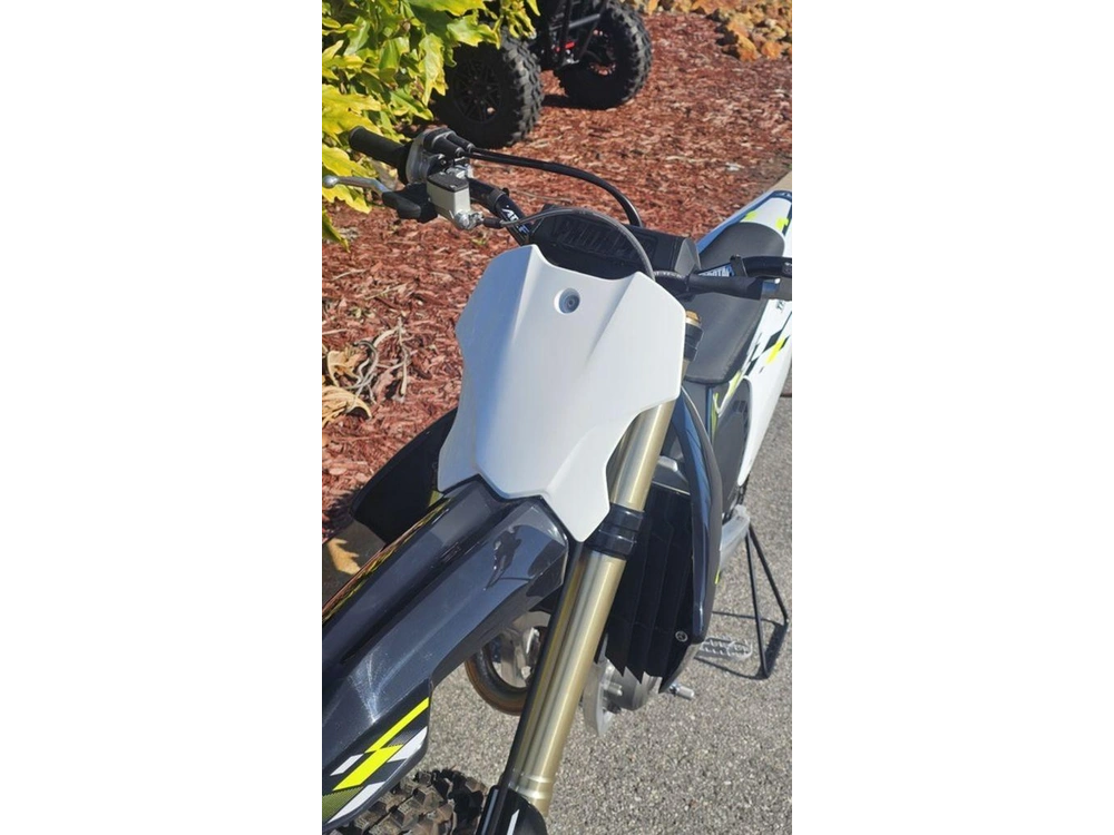 2026 Triumph Tf 450-x Jet Black/pure White