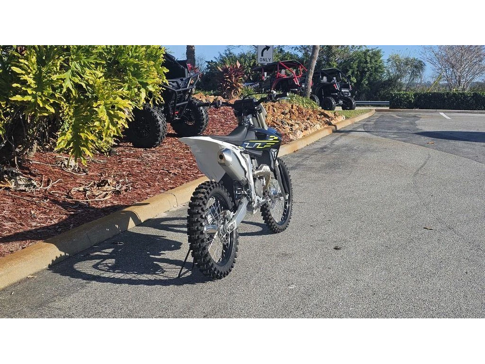 2026 Triumph Tf 450-x Jet Black/pure White