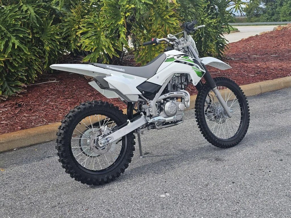 2027 Kawasaki Klx®140r F