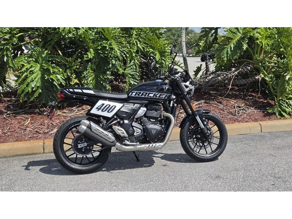 2026 Triumph Tracker 400 Phantom Black