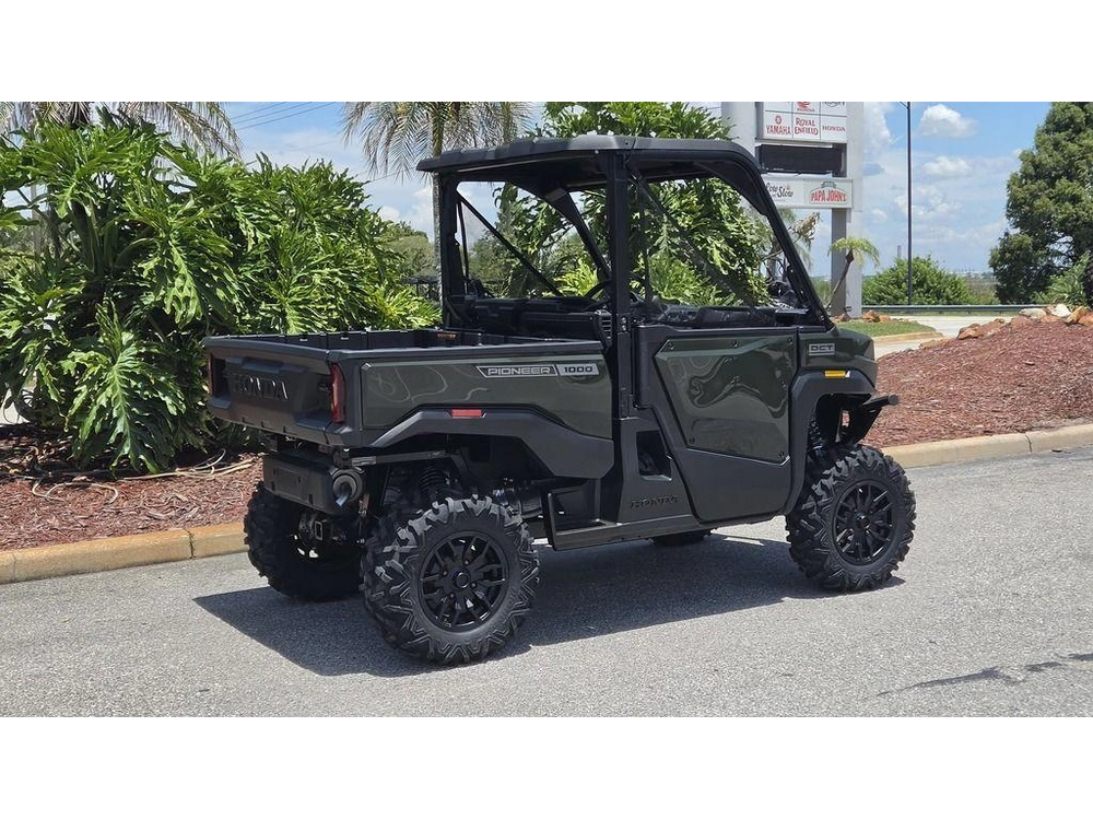 2026 Honda Pioneer 1000 Deluxe