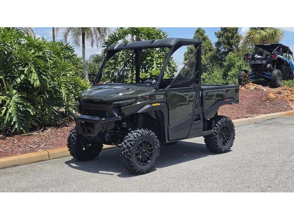 2026 Honda Pioneer 1000 Deluxe