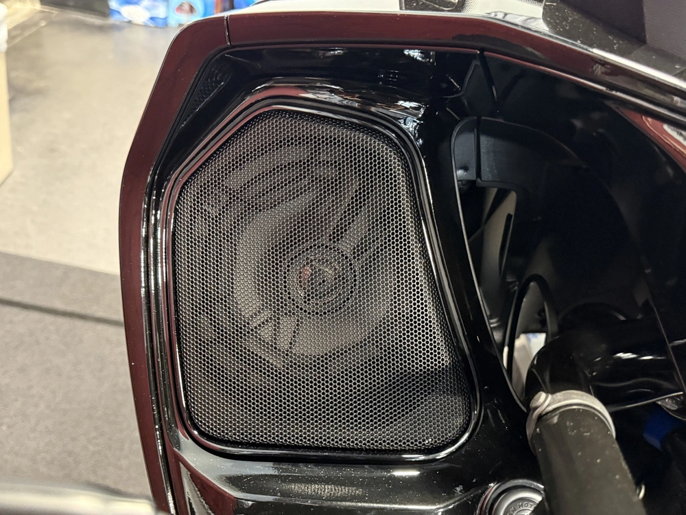 2026 Indian Motorcycle Challenger Dark Horse 112