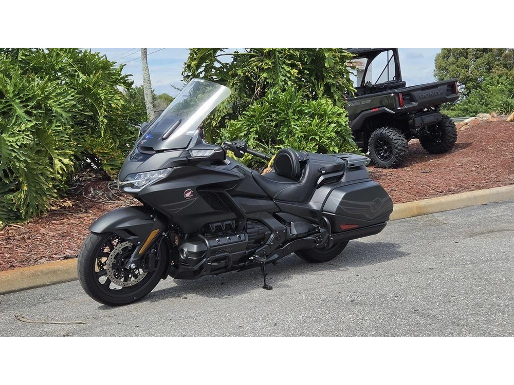 2025 Honda Gold Wing 50th Anniversary Dct