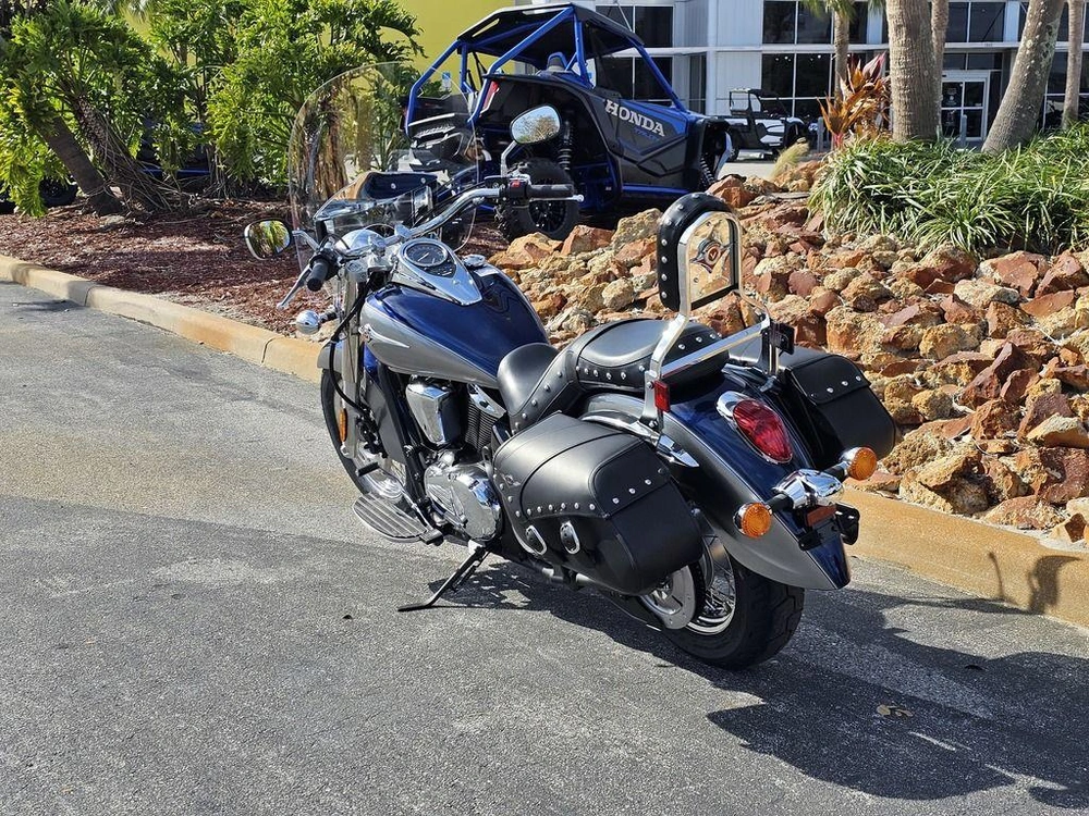 2026 Kawasaki Vulcan® 900 Classic Lt