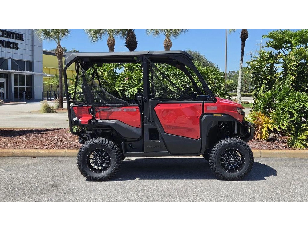 2026 Honda Pioneer 1000-5 Deluxe