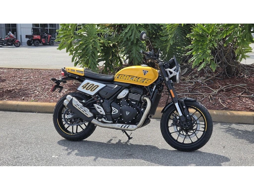 2026 Triumph Tracker 400 Racing Yellow