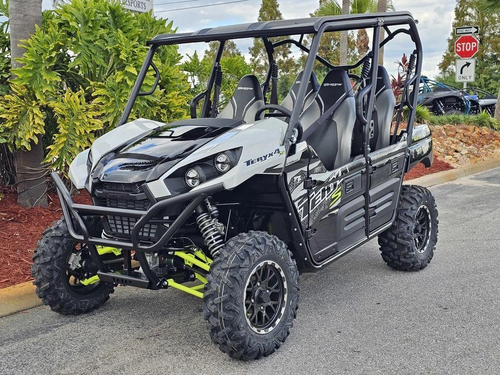 2025 Kawasaki Teryx4™ S Le