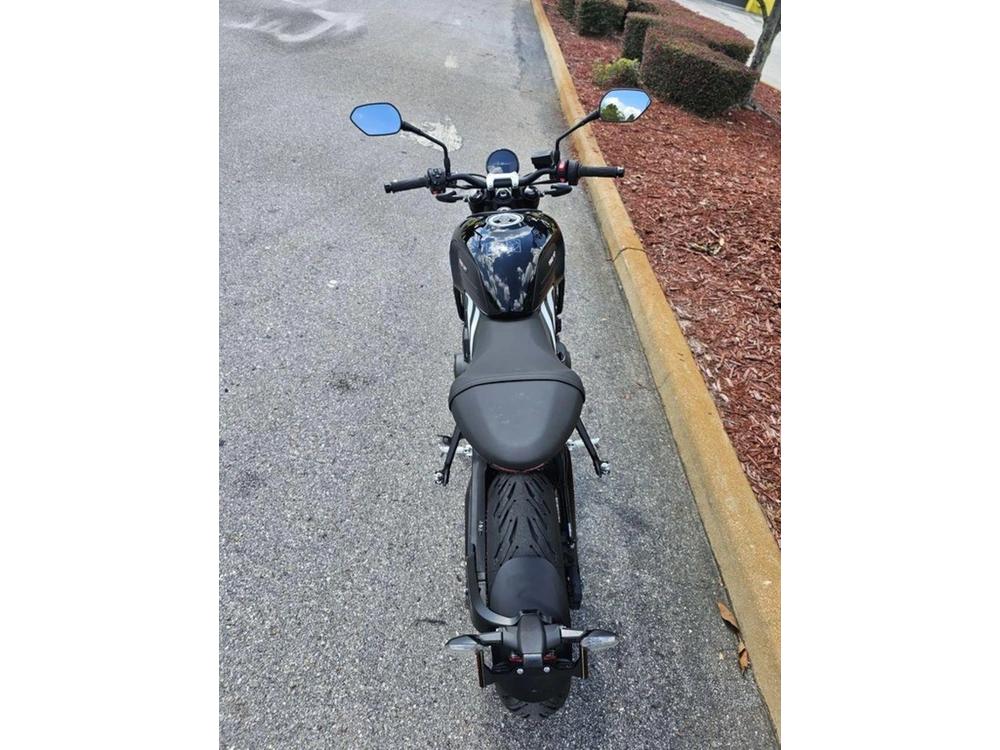 2025 Triumph Trident 660 Cobalt Blue/sapphire Black