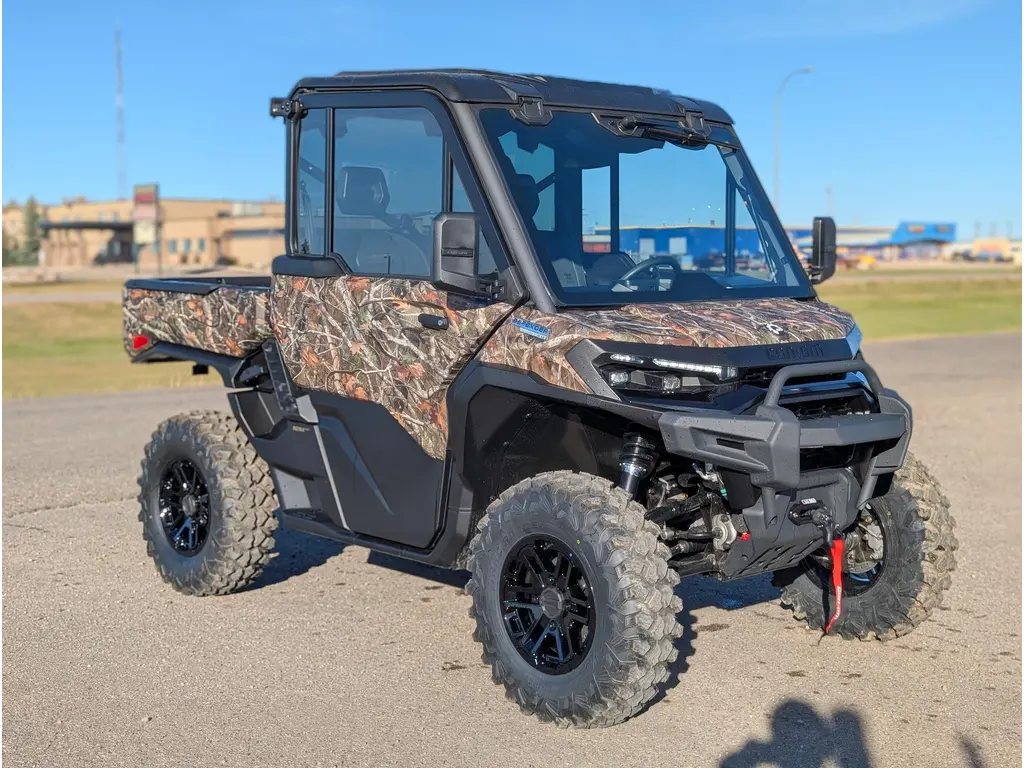 2027 Can-Am Defender Limited HD11 - Dark Wildland Camo