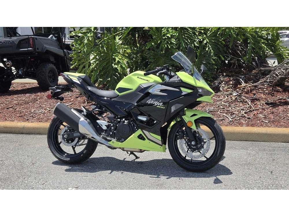 2026 Kawasaki Ninja® 500 Se Abs