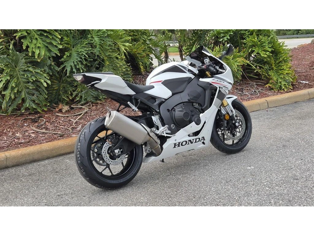 2027 Honda Cbr1000rr