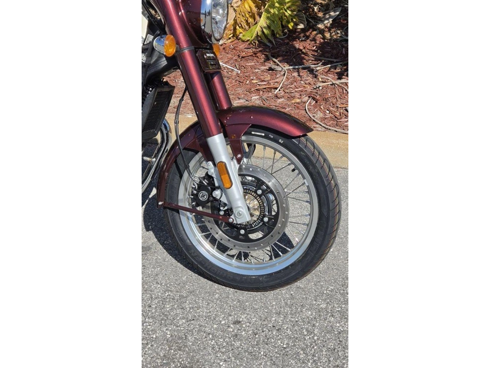 2026 Royal Enfield Classic 650 Vallam Red