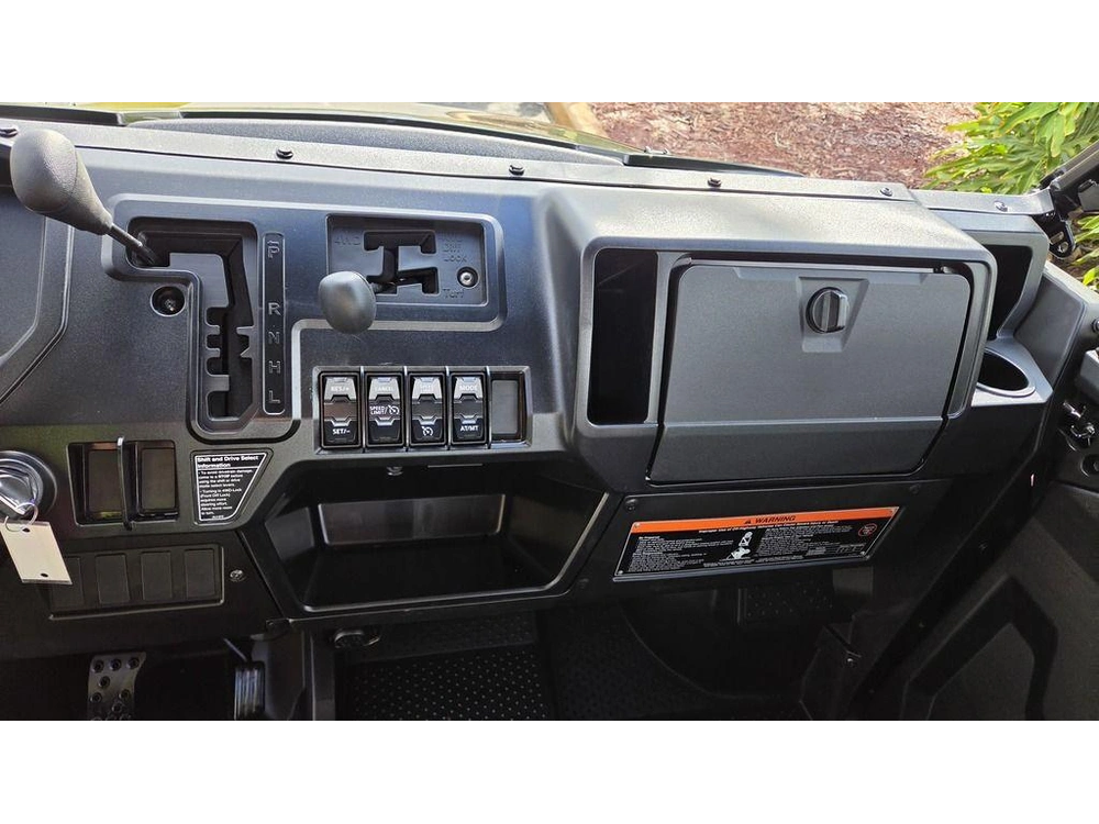 2026 Honda Pioneer 1000-5 Deluxe
