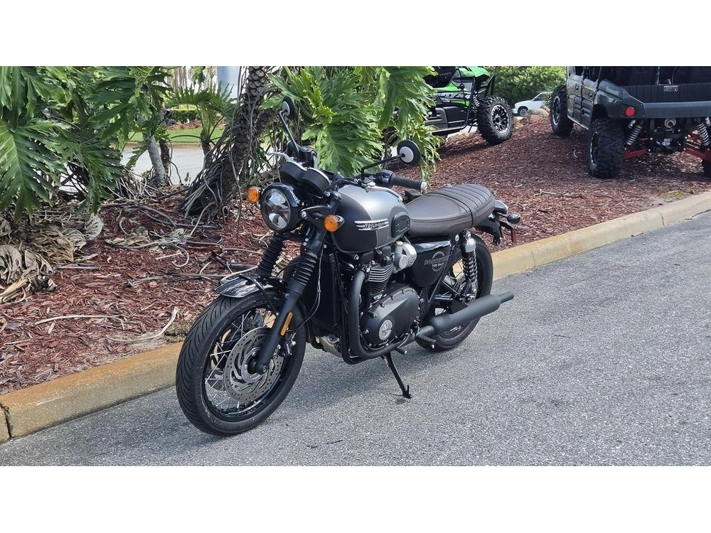2026 Triumph Bonneville T120 Black Matt Silver Ice