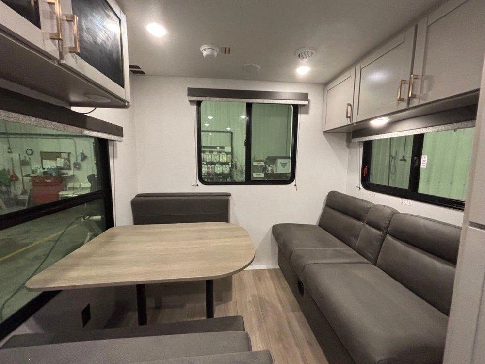 Jayco Jay Flight 210qb 2027 alt