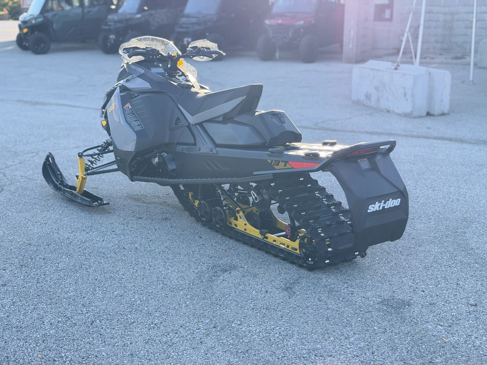 2026 Ski-doo Mxz Adrenaline 600r E-tec 137 Grey