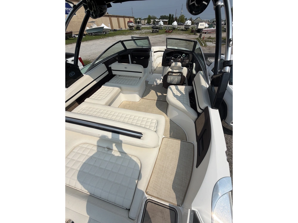 2017 Cobalt Boats Wss R5 Surf