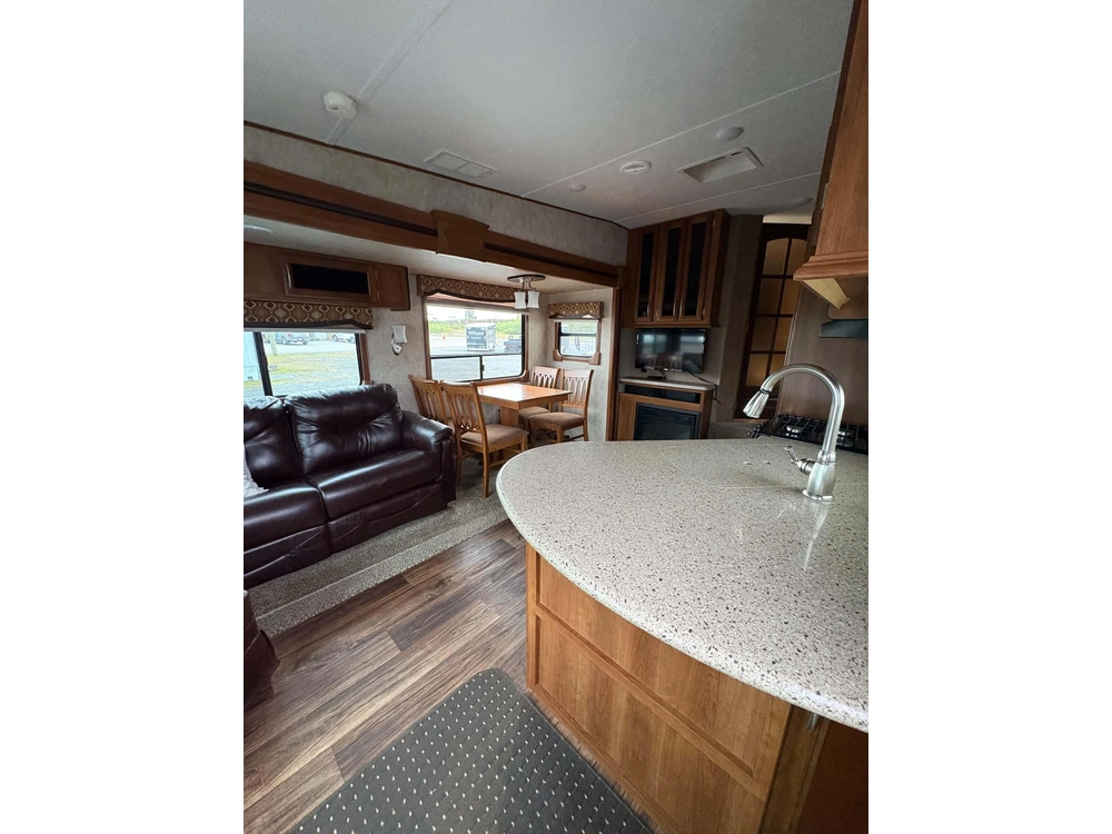 2016 Prime Time Crusader 260rl