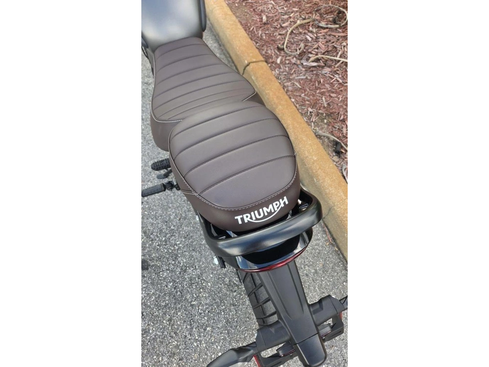 2027 Triumph Scrambler 400 X Matte Pewtergrey/matte Khaki Green