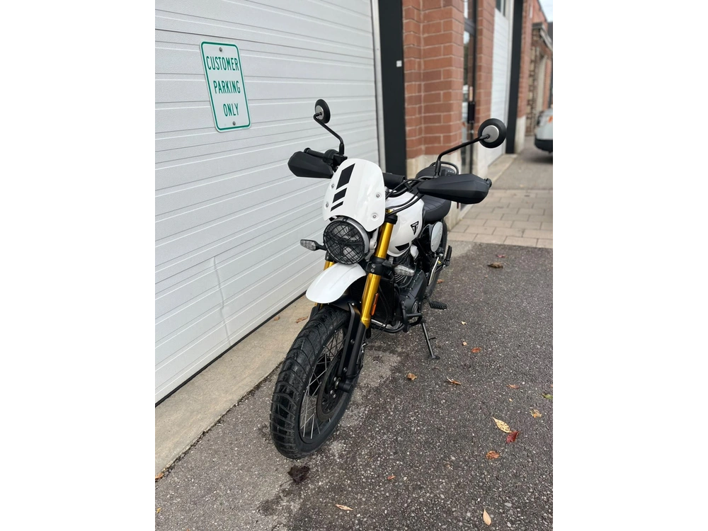 2026 Triumph Scrambler 400 Xc alt