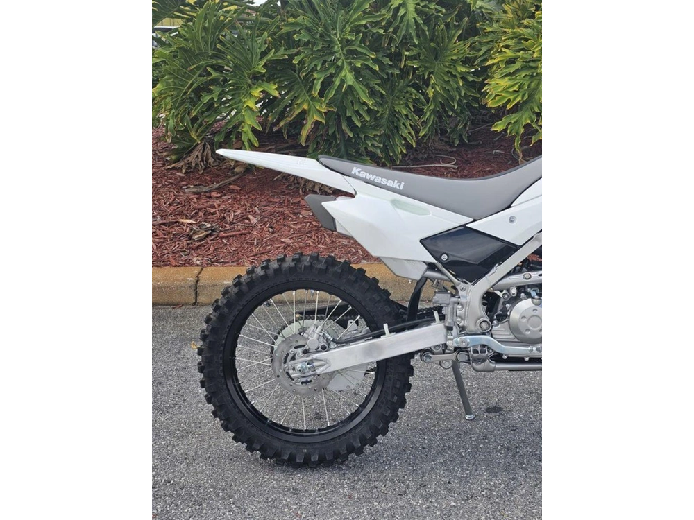 2027 Kawasaki Klx®140r F