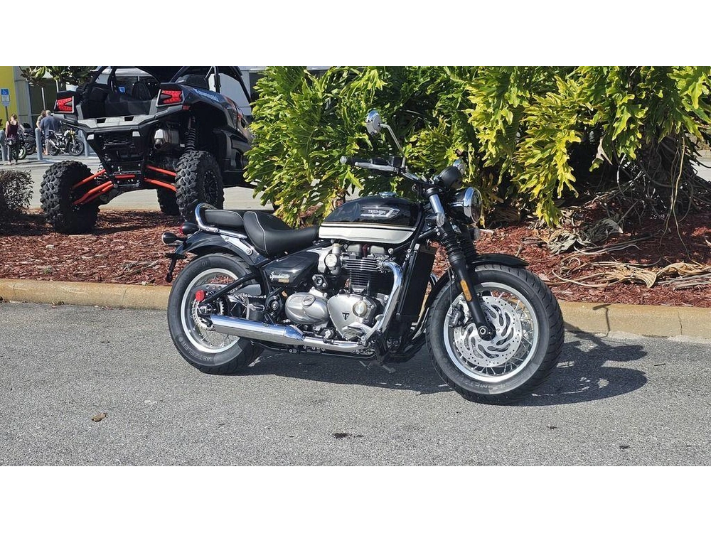 2026 Triumph Bonneville Speedmaster Sapphire Black