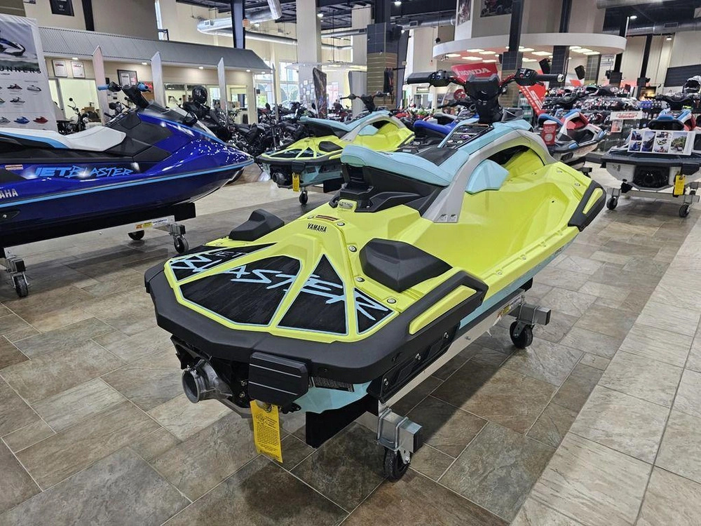 2025 Yamaha Jetblaster Pro 2-up