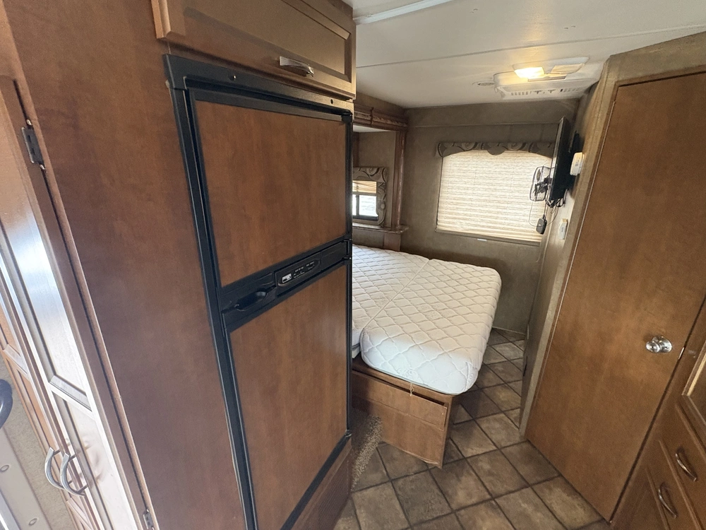2014 Ford E-350 Four Winds 26a