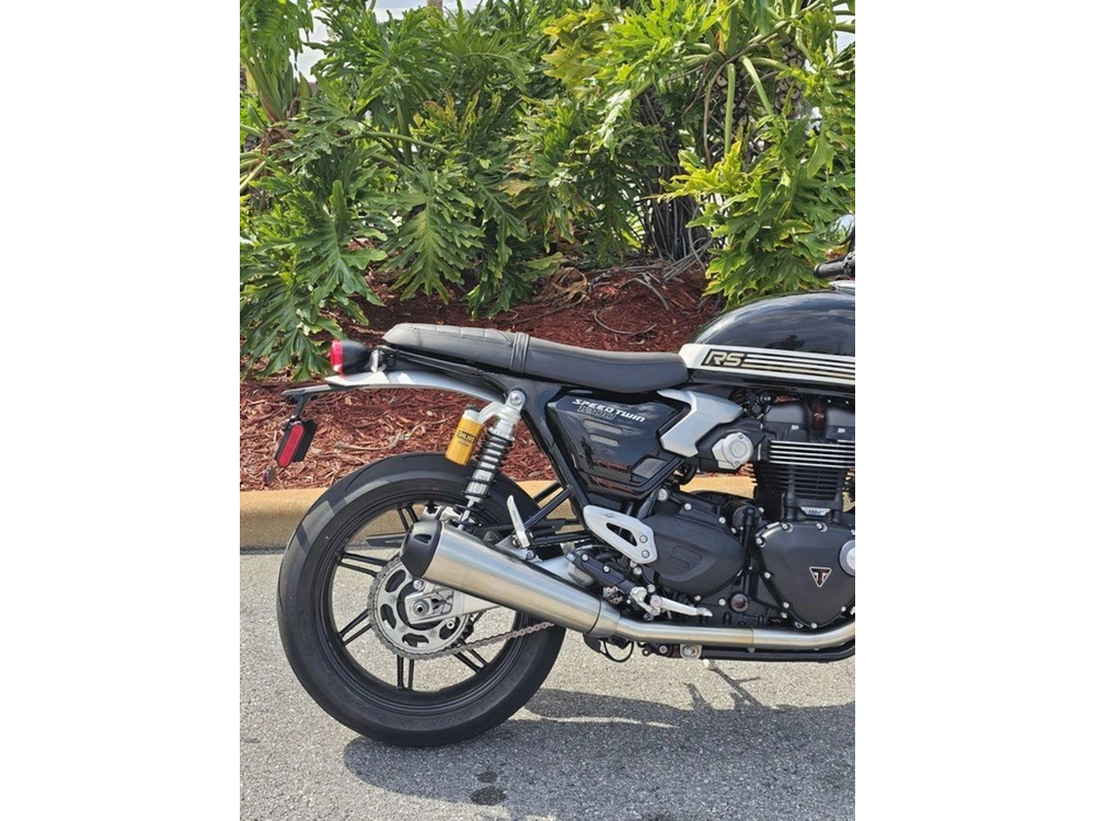 2025 Triumph Speed Twin 1200 Rs Sapphire Black