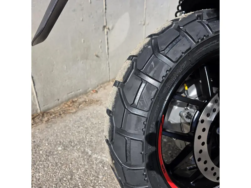 Aprilia SR GT 400 2027