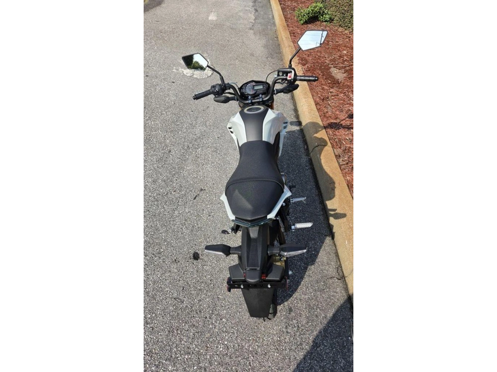 2026 Kawasaki Z125 Pro