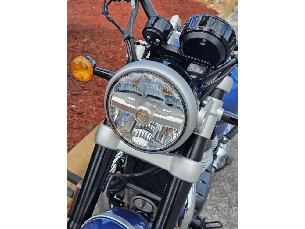 2024 Royal Enfield Super Meteor 650 Astral Blue