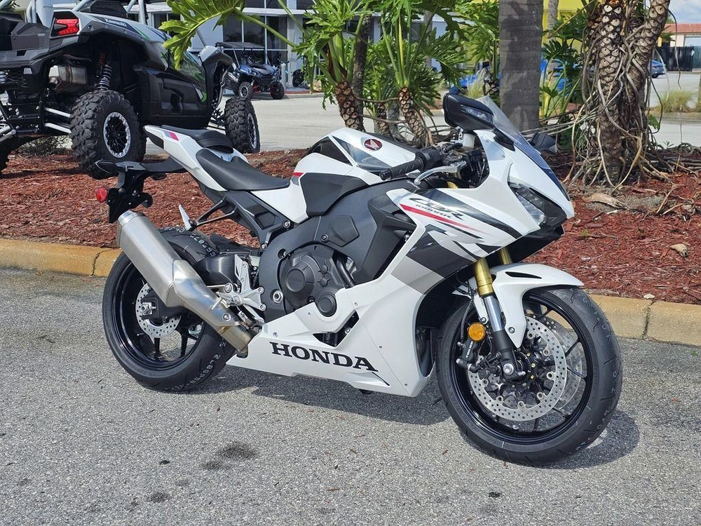 2027 Honda Cbr1000rr