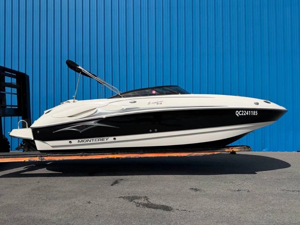2008 Monterey Boats Explorer 243
