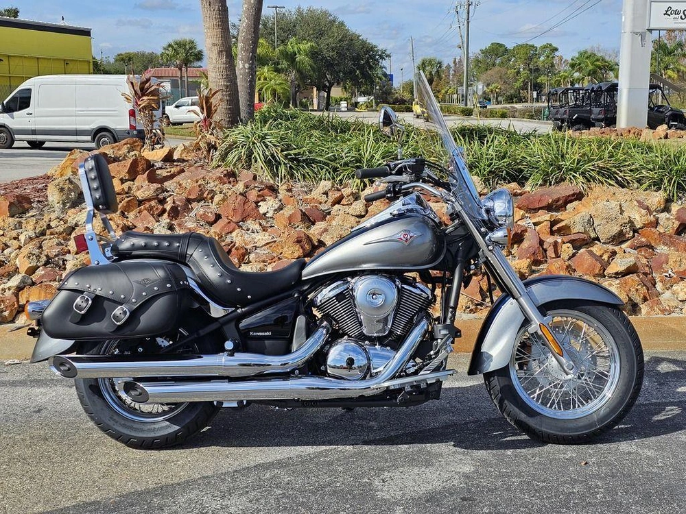 2026 Kawasaki Vulcan® 900 Classic Lt