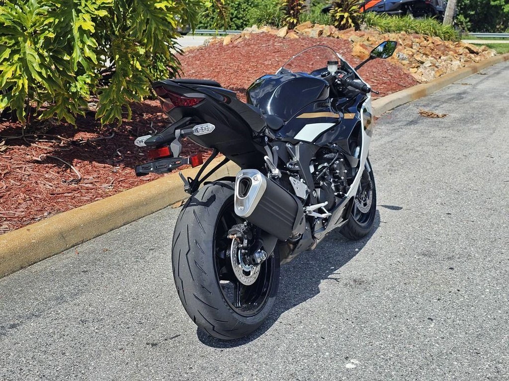 2026 Kawasaki Ninja® Zx™-6r Abs