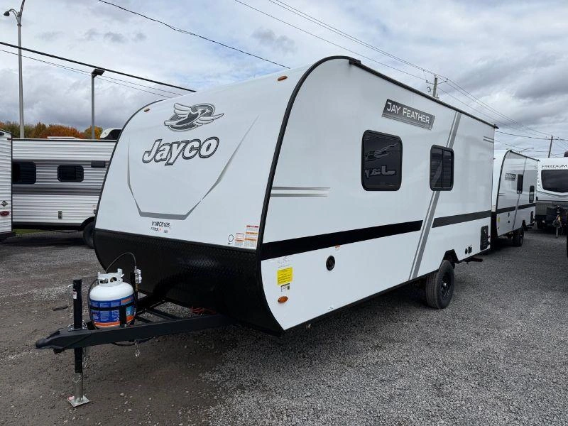Jayco Jay Feather 17rbsl 2027