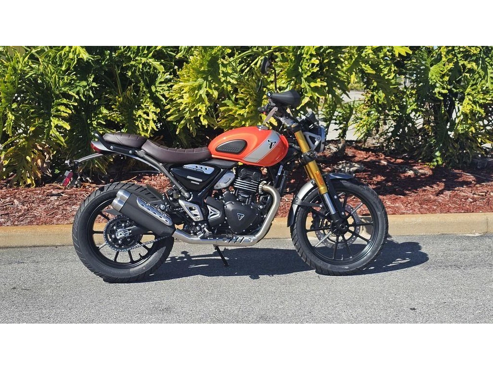 2026 Triumph Scrambler 400 X Baja Orange/aluminium