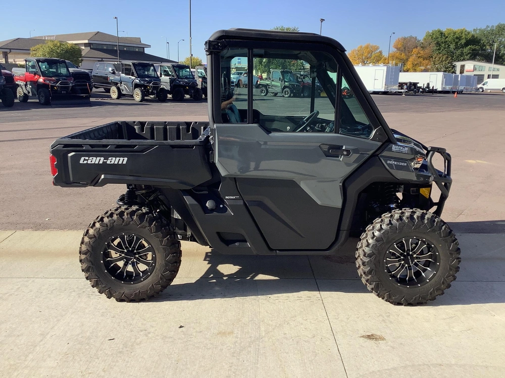2027 Can-am Defender Dps Hd9 Cab