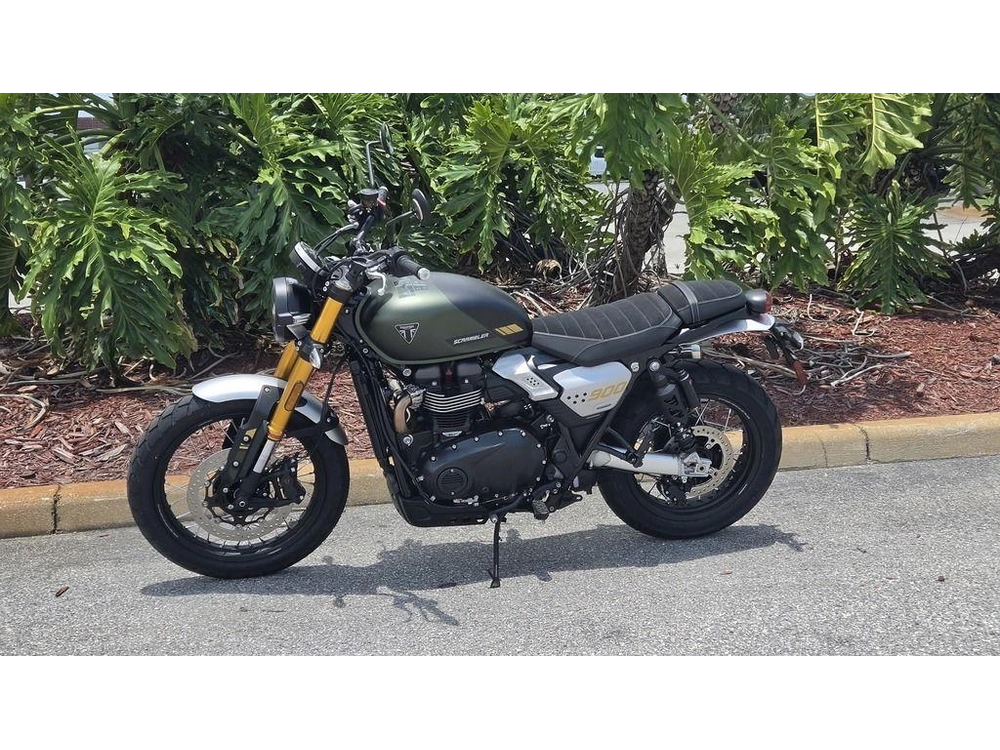 2026 Triumph Scrambler 900 Matt Khaki Green