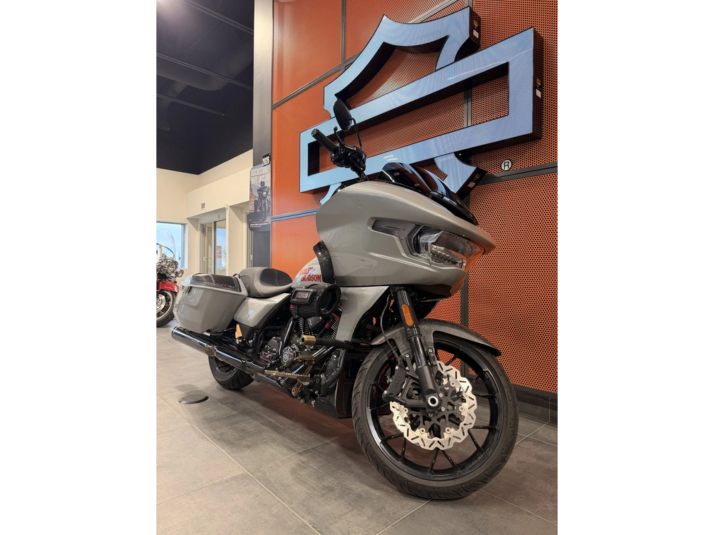 2025 Harley-davidson Cvo Road Glide St