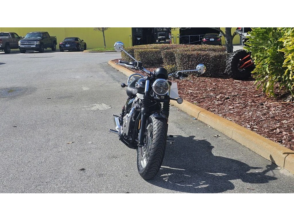 2026 Triumph Bonneville Speedmaster Sapphire Black