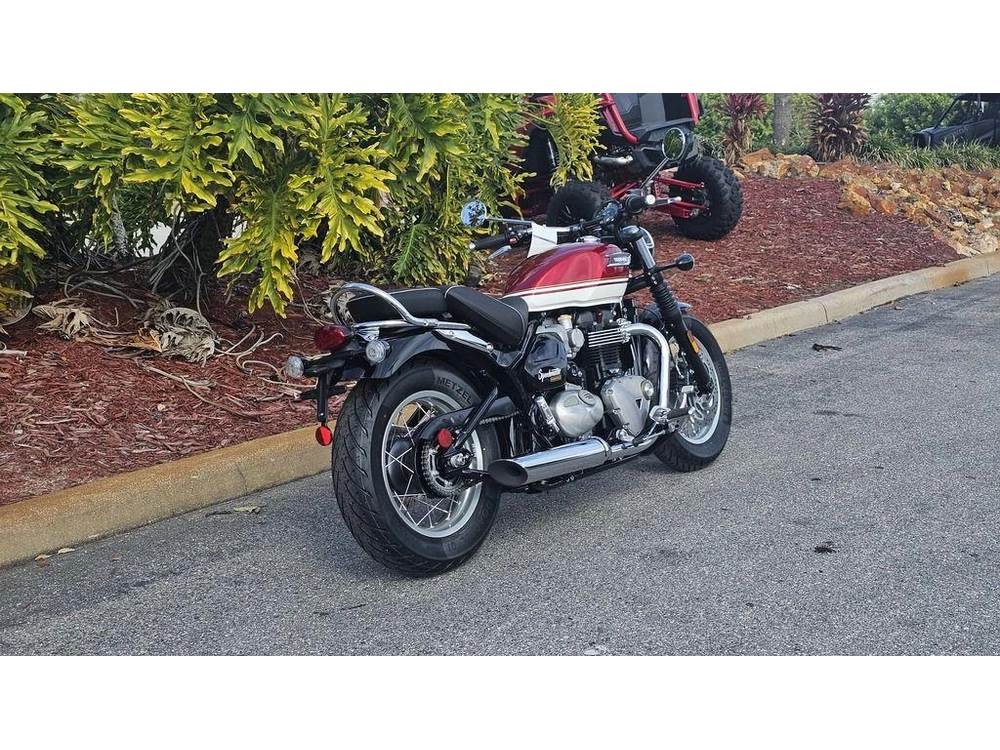 2026 Triumph Bonneville Speedmaster Carnival Red